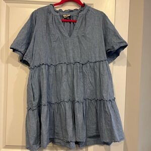 Tuckernuck large blue dress short sleeve tiered mini chambray